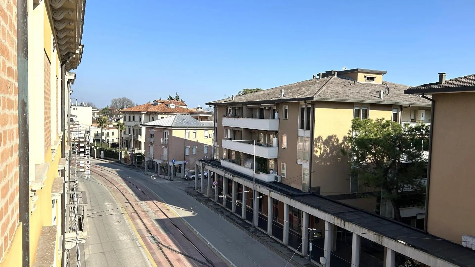 Lovely Bridge View Apartment Close To Padua City Center